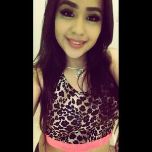 Meet your Posher, Alejandra